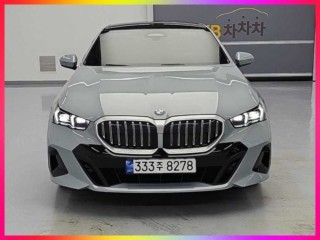 수원 BMW 5시리즈 중고차 매물 2024년 3월 54,943km